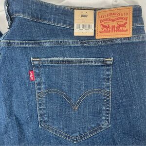 Levi's Women's Classic Boyfriend Distressed Tapered Leg Jeans Size 24W
